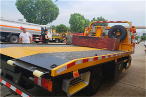 都昌附近拖车电话号码服务